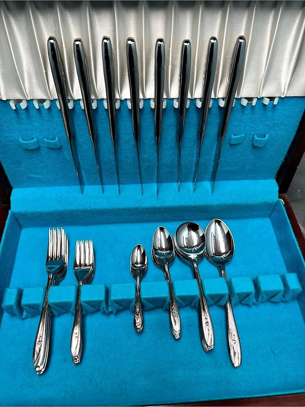 TULIP Queen Anne Solid Surgical SSFlatware Japan 50 Pieces Glossy Stainless